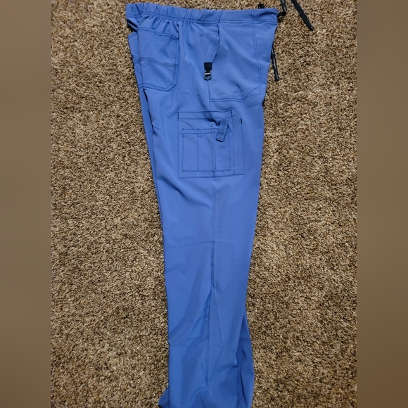 COPY - NWT Women's Carhartt Scrubs size medium tall - Picture 5 of 10